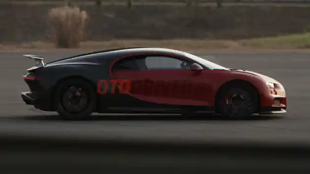 Foto - Pertemuan OtoDriver dengan Bugatti Chiron Sport (16 Foto)