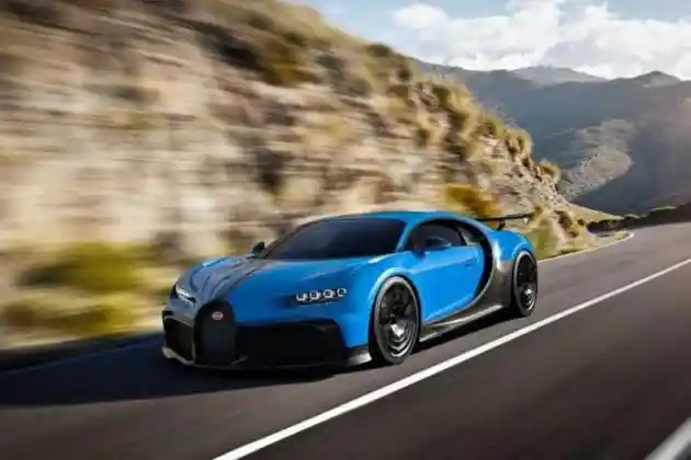 Foto - Alasan Bugatti Chiron Pur Sport Memilih Panggung Peluncuran di Jerman