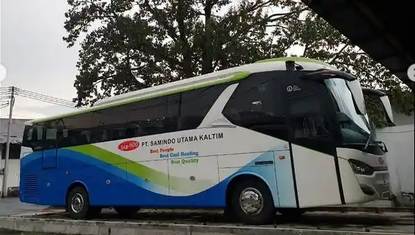 Foto - Karoseri Laksana Kembali Menghadirkan Bus Single Glass