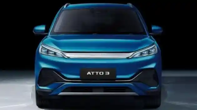 Foto - BYD Tawarkan Atto 3 Sebagai Pesaing Hyundai Ioniq 5, Harganya Rp 600 Jutaan