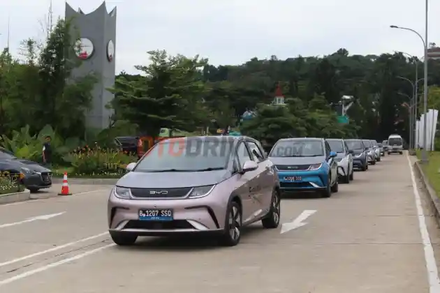 Foto - BYD Dolphin Dan Atto 3 Direcall Di Cina Karena Resiko Kebakaran