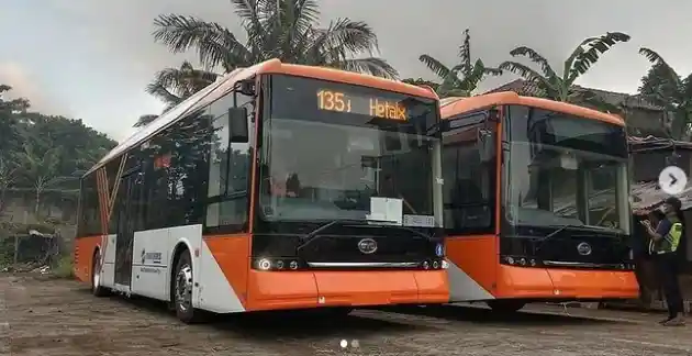 Foto - Ini Penampakan Bus Listrik Baru Metrotrans, Pakai Armada Lower Deck Dari BYD