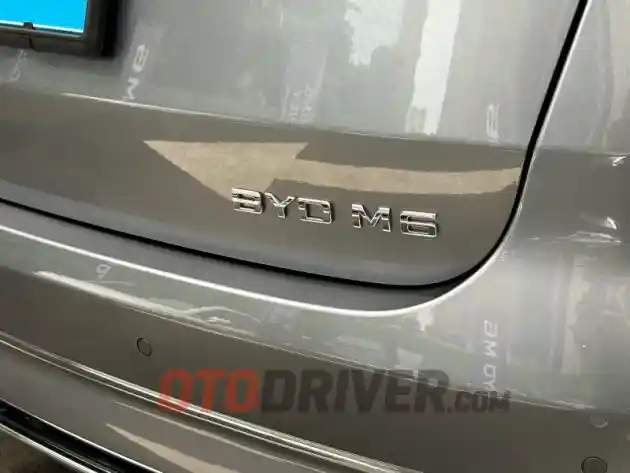 Foto - BYD M6 Sudah Dipesan 1.400 Unit, Varian Tengah Jadi Yang Paling Laris