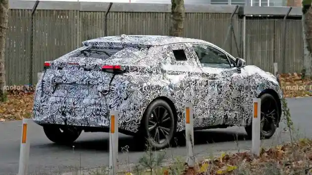 Foto - SPY SHOT: Toyota bZ3X