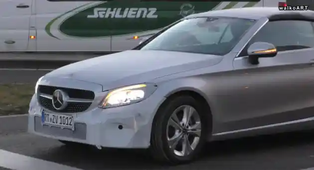 Foto - VIDEO: Pengetesan Mercedes-Benz C-Class Cabriolet Atap Kanvas