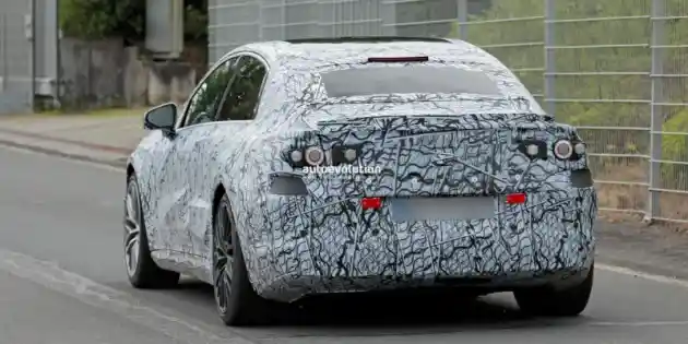 Foto - SPY SHOT: Mercedes-Benz C-Class EV Di Trek Nurburgring