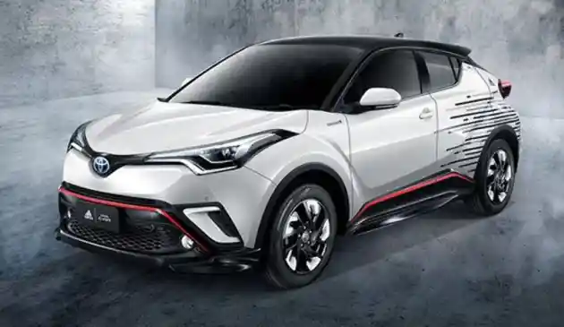 Foto - Toyota C-HR Jadi Sporty Dengan Merek Adidas