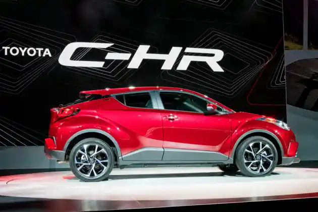 Foto - Toyota Indonesia Siap Bila Harus Rakit C-HR!