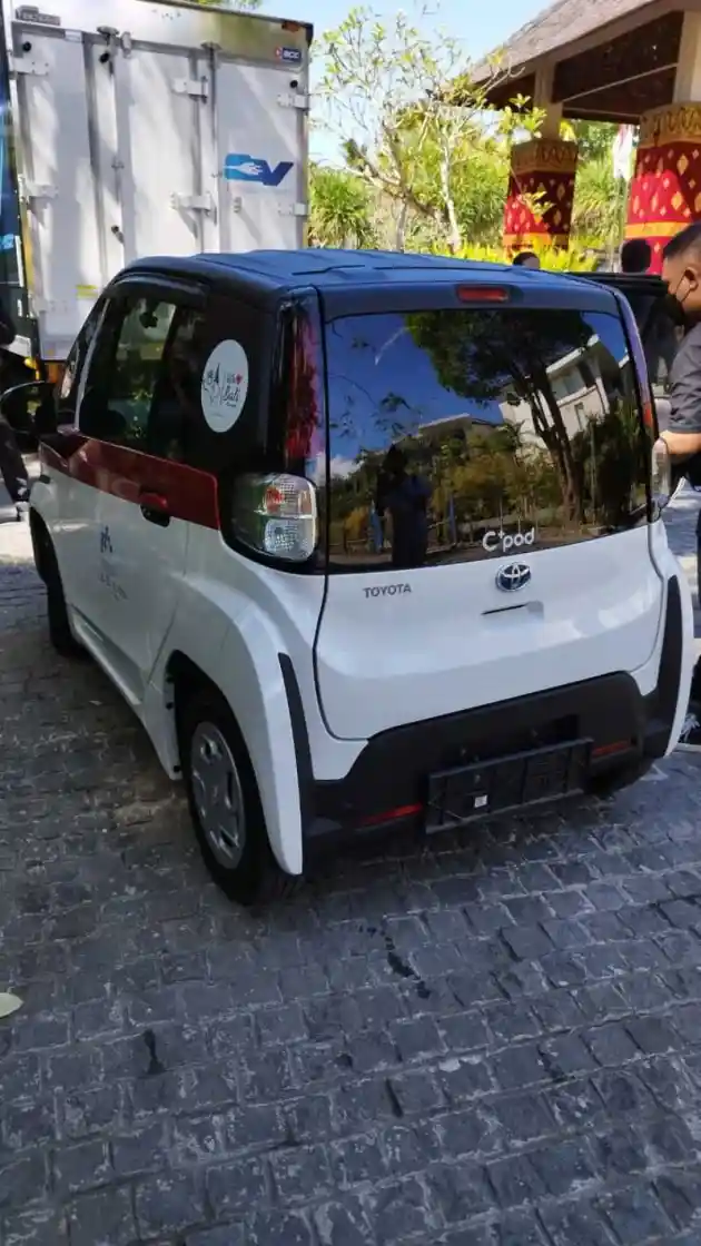 Foto - Mencicip C+pod, Si Ultra Compact Dari Toyota