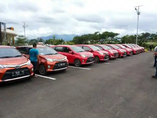 Foto - Daihatsu Klaim Kian Laris Jelang Lebaran, Xenia dan Sigra Bukan Model Terlaku