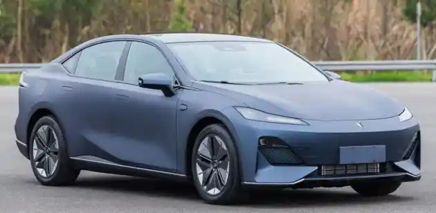 Foto - Sedan Listrik Pesaing Tesla Ini Dijual Mulai Rp 300 Jutaan