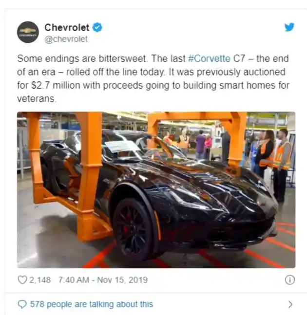 Foto - Chevrolet Corvette Bermesin Depan Selesai Kiprahnya?