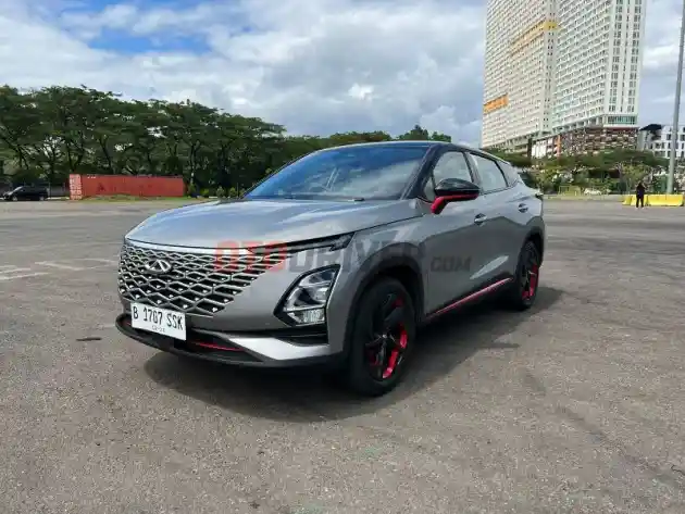 Foto - Deretan Mobil Baru Yang Meluncur Di IIMS 2023