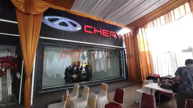 Foto - Sebelum Luncurkan Mobil Listrik, Chery Bakal Rilis PHEV