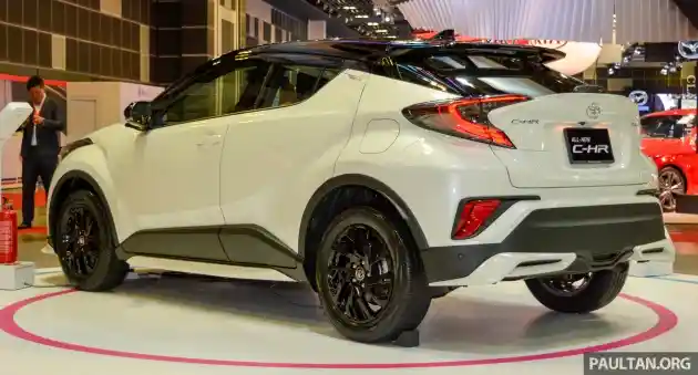 Foto - Toyota C-HR di Singapura Tembus RP1 Miliar