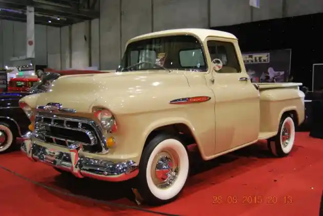 Foto - Jangan Kaget, Pick-Up Classic Chevrolet Harganya Selangit!