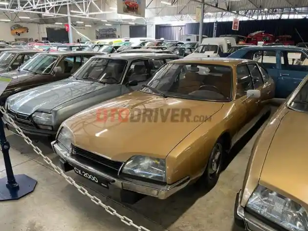 Foto - Mengunjungi Museum Citroen Di Paris, Berikut Deretan Mobilnya