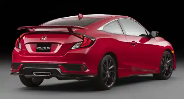 Foto - Honda Civic Turbo Coupe Resmi Diperkenalkan