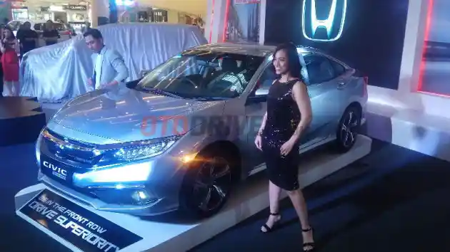 Foto - Honda Envix Dijual Hanya Setengah Harga Civic Turbo