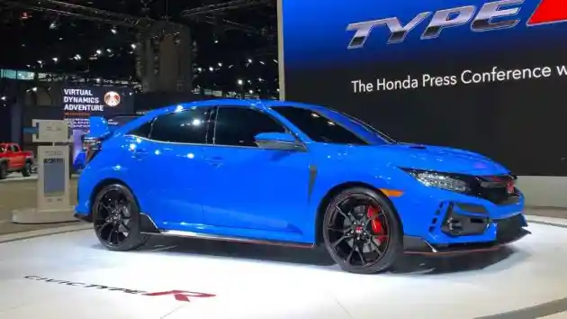 Foto - Civic Type R Facelift 2020: Sexy dan Sensing