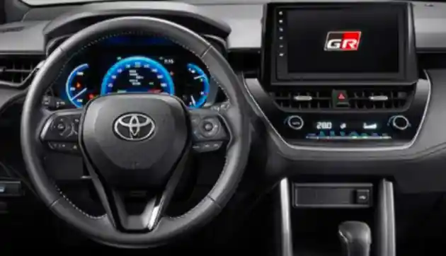 Foto - Kini Giliran Corolla Cross Dapatkan Varian GR Sport