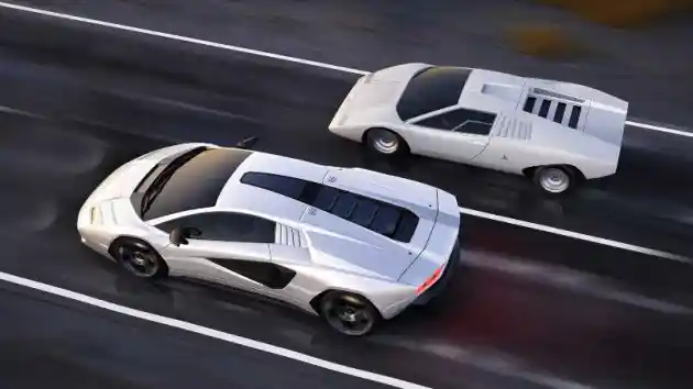 Foto - Lamborghini Countach Bangkit Kembali. Melenggang Dalam Wujud Supercar Hybrid