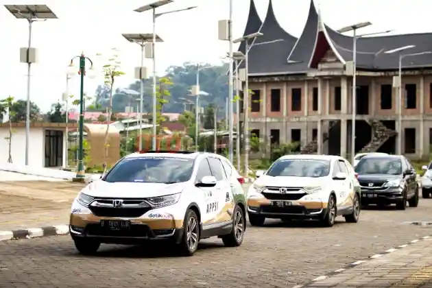 Foto - Daftar Harga Medium SUV Terbaru (Maret 2019)