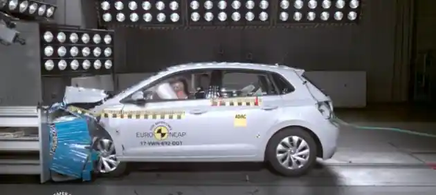 Foto - VIDEO: Crash Test Volkswagen Polo 2017 (Euro NCAP)