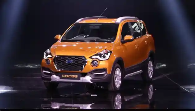 Foto - Suzuki Ignis dan Datsun Cross, Lebih Jangkung Mana?