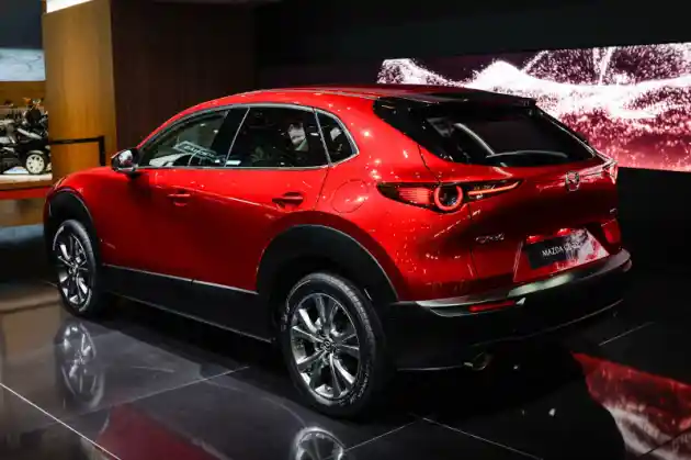 Foto - Mazda CX-30 Resmi Melantai Di Geneva Motor Show 2019