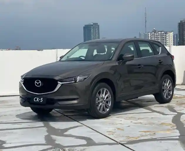 Foto - Daftar Harga MAZDA Terbaru (Desember 2021)