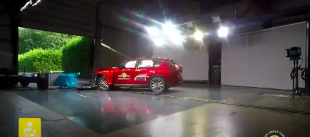 Foto - VIDEO: Crash Test Mazda CX-60 (Australian NCAP)