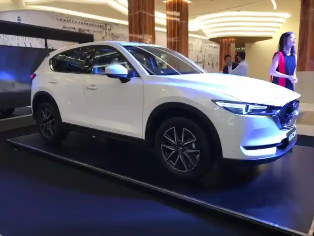 Foto - CX-5 Masih Jadi Penopang Hidup Mazda Indonesia