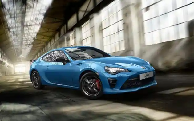 Foto - Toyota GT86 Edisi Khusus Meluncur, Lebih Tampan dan Kencang