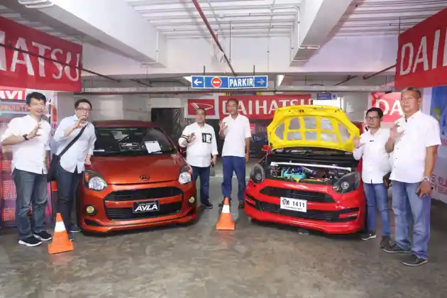 Foto - Berbagai Daihatsu Beradu Modifikasi di Manado