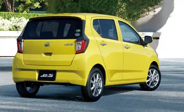 Foto - Daihatsu Hadirkan New Mira Di Jepang, Klaim Kehematannya Mengejutkan