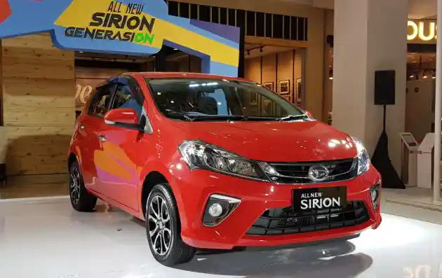 Foto - Pilih Daihatsu All New Sirion Atau Suzuki Baleno Hatchback?