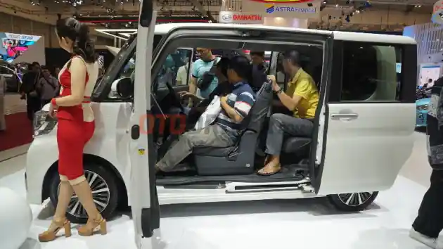 Foto - Daihatsu Rajin Pajang Kei Car di GIIAS, Tapi Tak Pernah Dijual