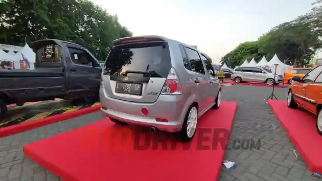 Foto - YRV Jadi Salah Satu Mobil Istimewa di Daihatsu Kumpul Sahabat Sidoarjo