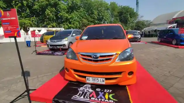 Foto - Puluhan Mobil Daihatsu Modifikasi Hadir Di Acara Ini, Prioritaskan Unsur Safety