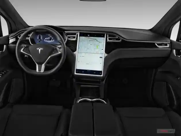 Foto - Fitur Tersembunyi Tesla Model X Bisa Membuat Mobil Menari