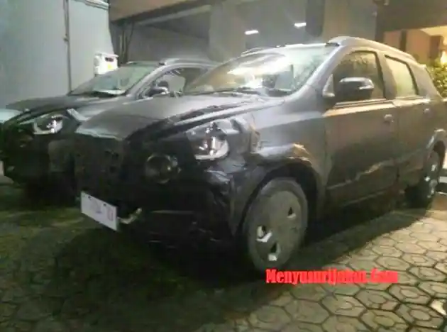 Foto - Datsun Cross Kembali Tertangkap Kamera di Subang (5 Foto)