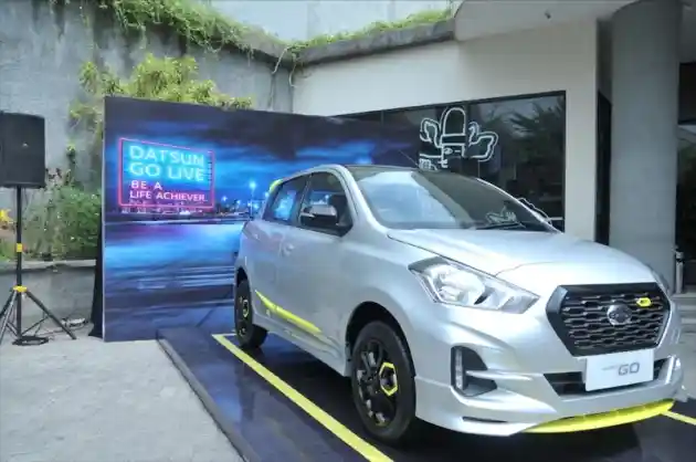 Foto - Datsun GO-Live Berusaha Pikat Masyarakat Surabaya