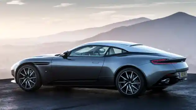 Foto - Wow, Aston Martin DB11 Siap Mengaspal Di Indonesia