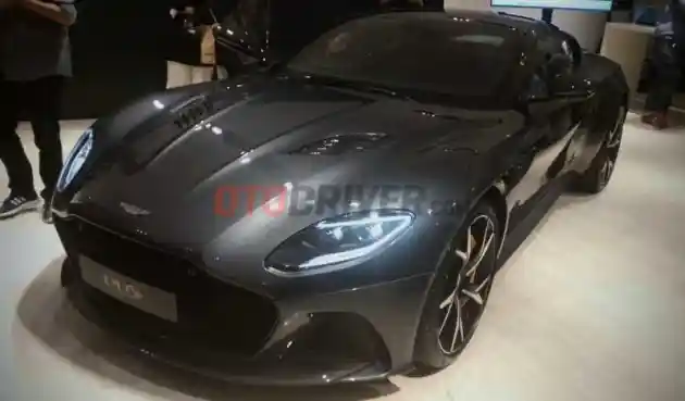 Foto - Sangat Terbatas, Aston Martin DBS Superleggera Muncul di Indonesia