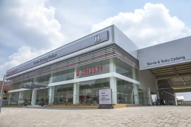 Foto - Untuk Pertama Kalinya Dealer Honda Berdiri di Madiun