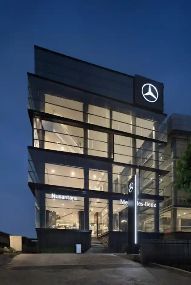 Foto - Dealer Baru Mercedes-Benz di Jakarta Siap Manjakan Konsumen