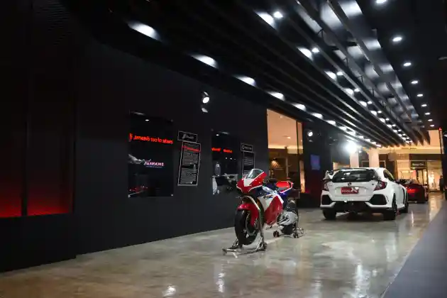 Foto - Pertama di Asia! Honda Pamer Berbagai Teknologi Unggulannya di Jakarta