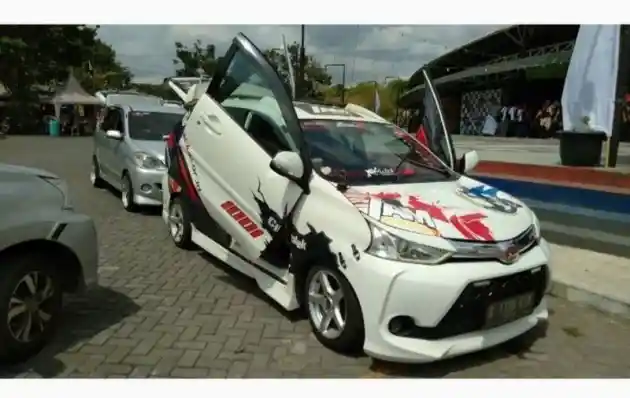 Foto - Ratusan Daihatsu Xenia Kumpul Di Yogyakarta. Ada Apa?