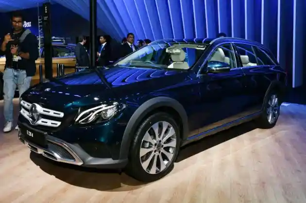 Foto - Mercedes-Benz Indonesia: Untuk Pertama Kalinya E-Class Lebih Laris Dibanding C-Class